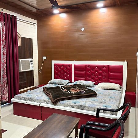 Dream Land Hotel Jammu Exterior photo