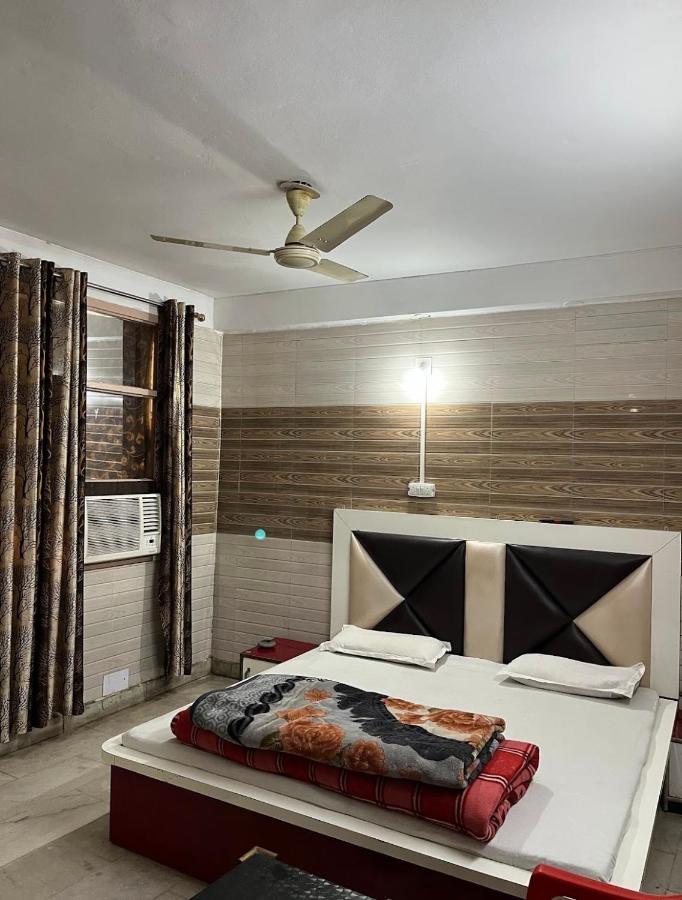 Dream Land Hotel Jammu Exterior photo