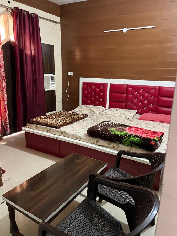 Dream Land Hotel Jammu Exterior photo