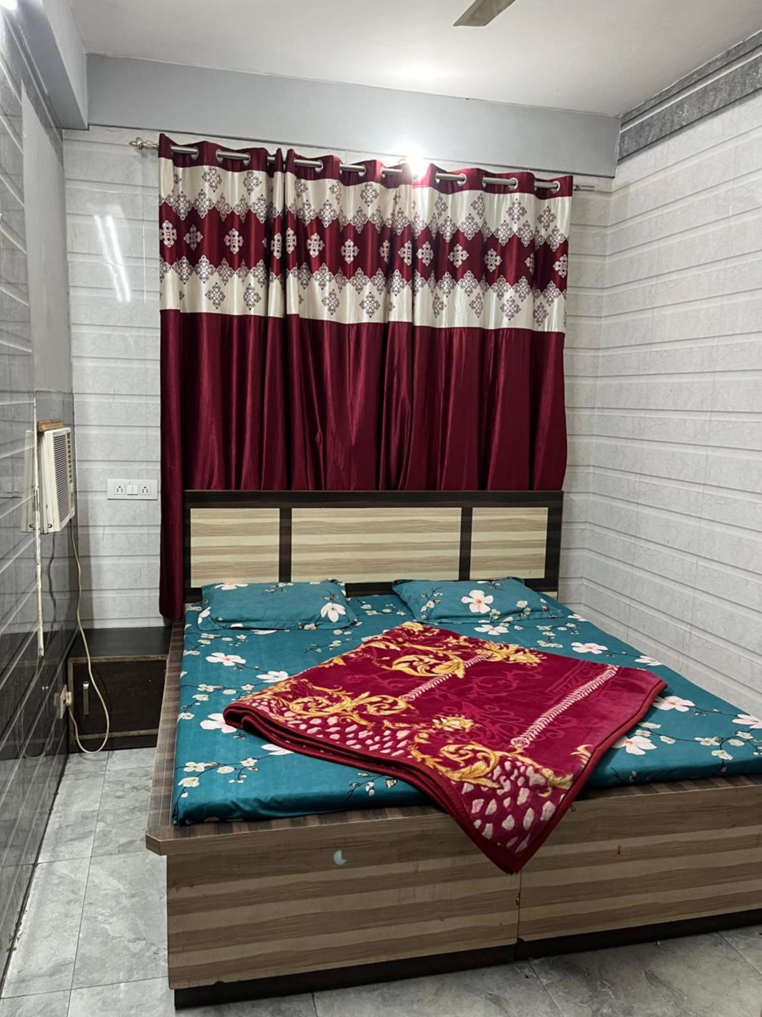 Dream Land Hotel Jammu Exterior photo