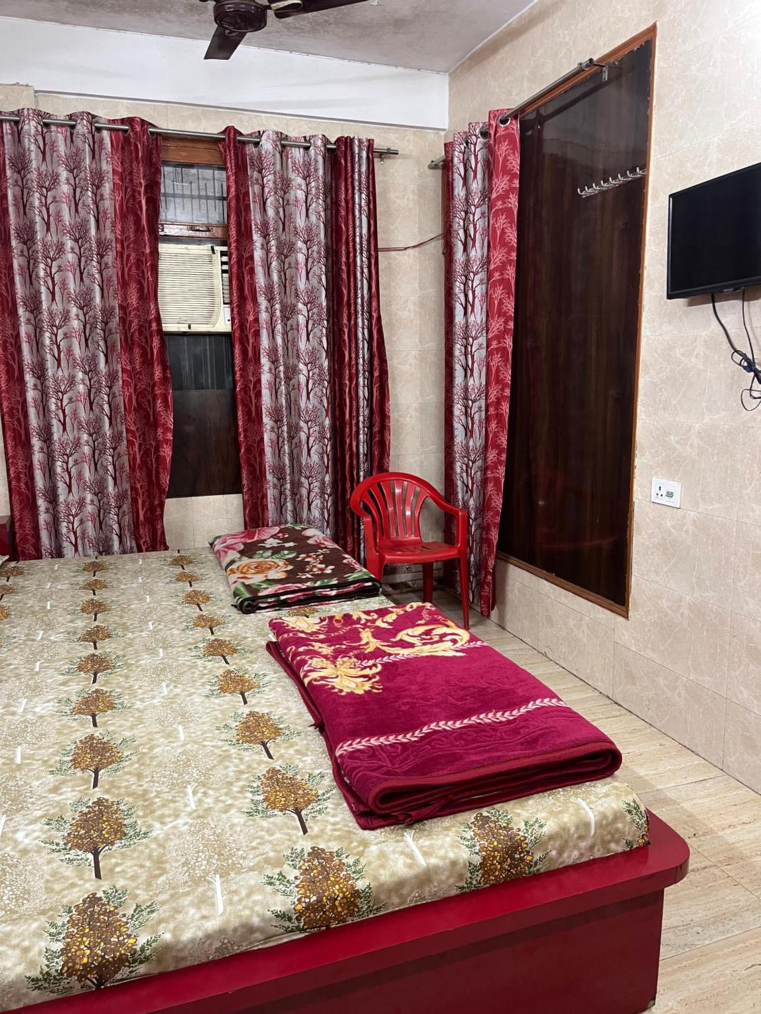 Dream Land Hotel Jammu Exterior photo